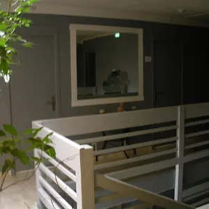 hotel-lorangeraie.fr-provencehotel.com/