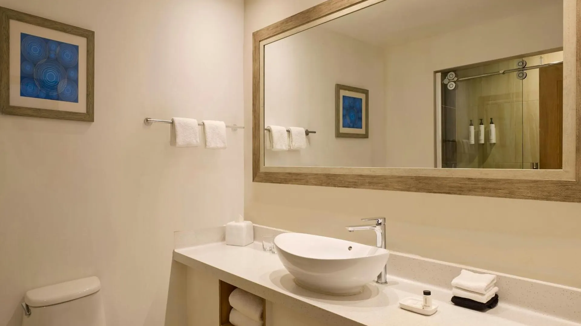 Hotel Waves Resort & Spa, Barbados, An Autograph Collection All-Inclusive Resort Saint James