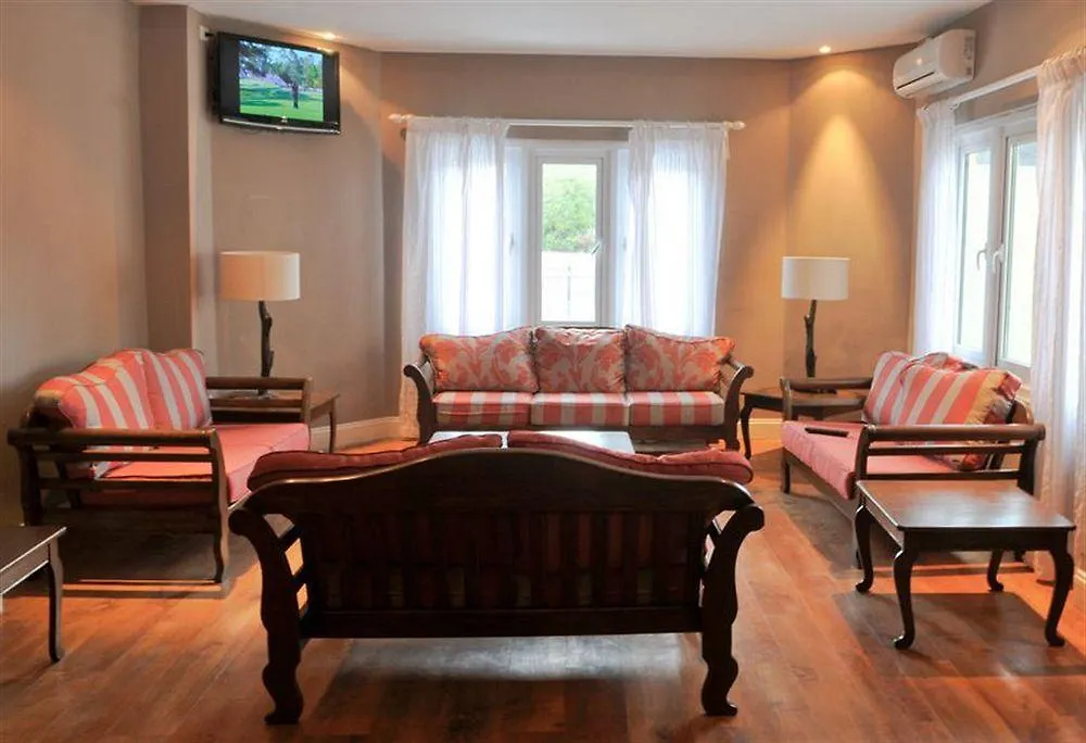 Waves Resort & Spa, Barbados, An Autograph Collection All-Inclusive Resort Saint James Barbados